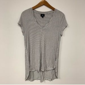 4/$19 🔥 striped short sleeve shirt